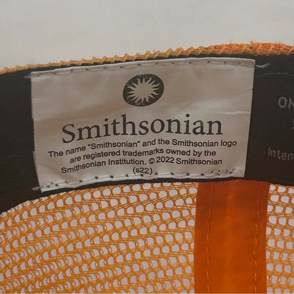 Save The Bees Smithsonian Women’s Trucker Baseball Cap Adjustable SnapBack OSFA - Picture 7 of 10